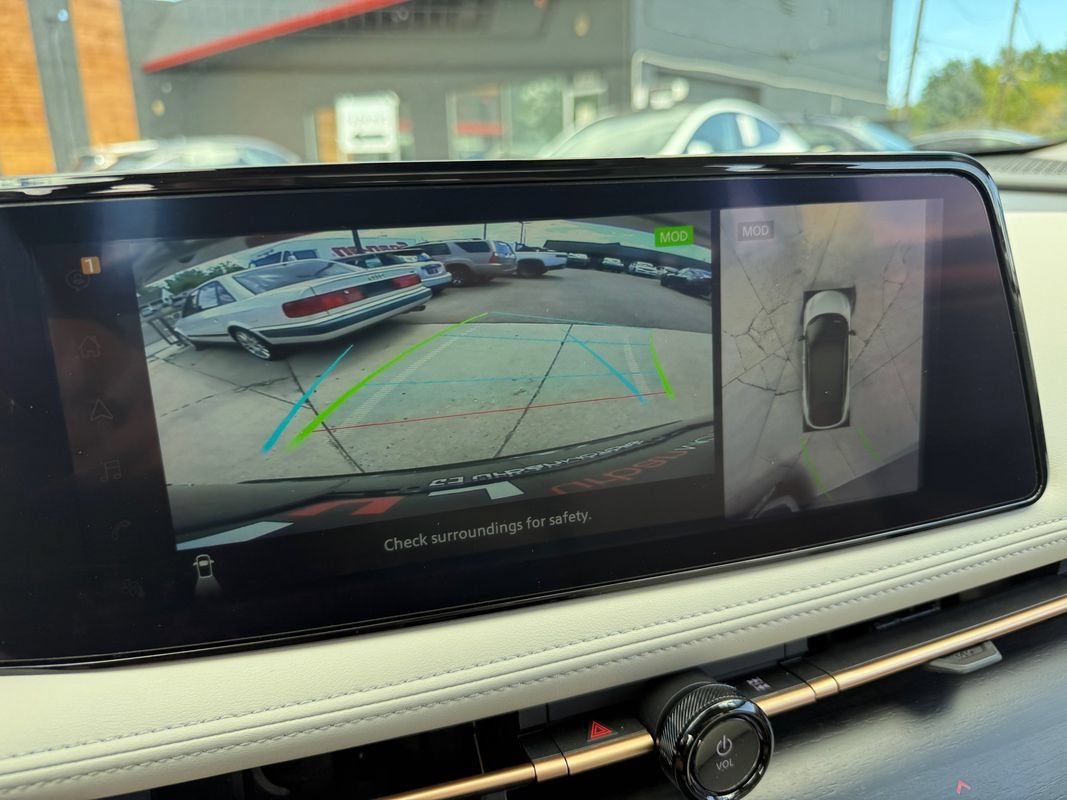 Used 2023 Nissan Ariya FWD image 35