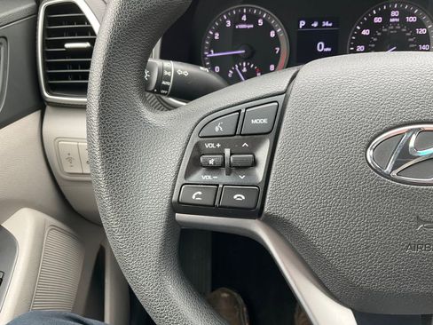 Used 2019 Hyundai Tucson Value w/ Cargo Package AWD/4WD image 5