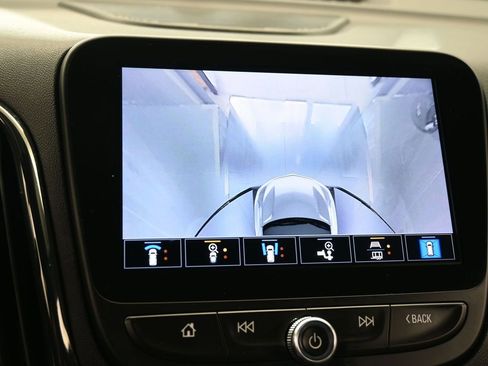 Used 2022 Chevrolet Equinox RS w/ RS Leather Package image 25