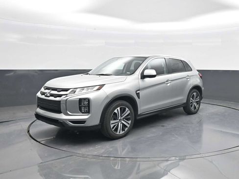 Used 2024 Mitsubishi Outlander Sport ES AWD/4WD image 4