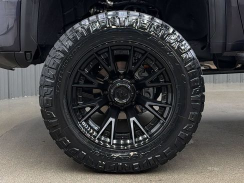 Used 2026 GMC Sierra 2500 AT4 w/ AT4 Premium Plus Package AWD/4WD image 10