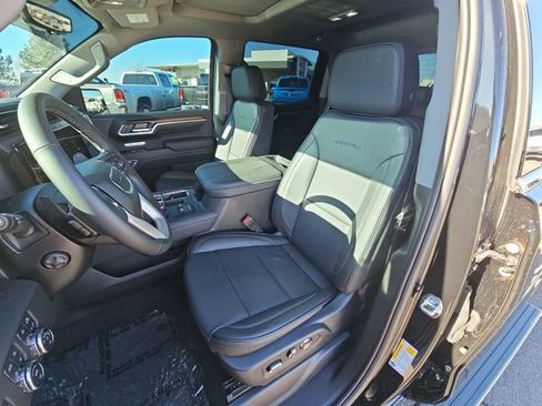 Used 2026 GMC Sierra 1500 Denali w/ Denali Reserve Package AWD/4WD image 18