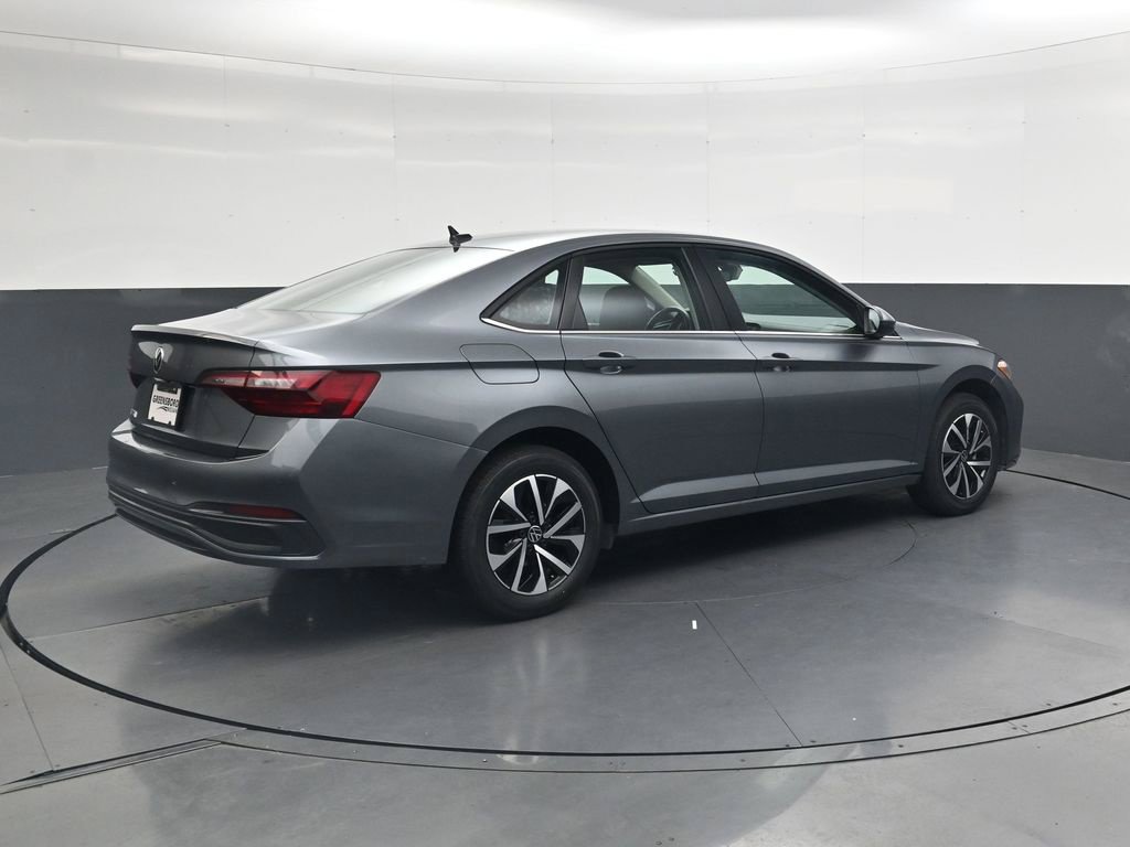 Used 2024 Volkswagen Jetta S FWD image 5