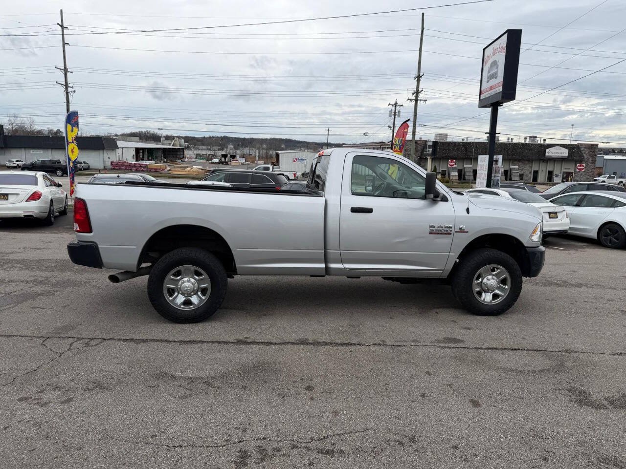 Used 2018 RAM 3500 Tradesman w/ Power & Remote Entry Group AWD/4WD image 11