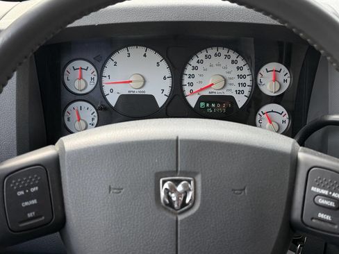 Used 2006 Dodge Ram 1500 Truck SLT image 9