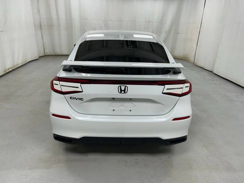 Used 2024 Honda Civic Sport image 6