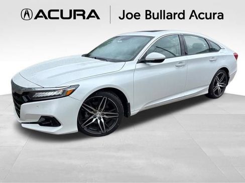 Used 2022 Honda Accord Touring image 1