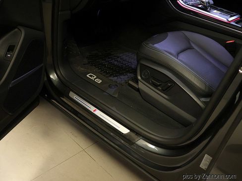 Used 2025 Audi Q8 Premium Plus image 28