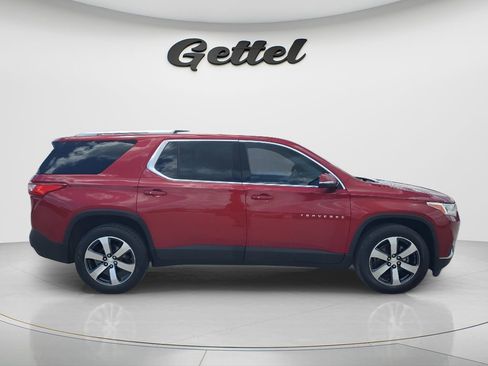 Used 2018 Chevrolet Traverse LT w/ LPO, Floor Liner Package FWD image 4