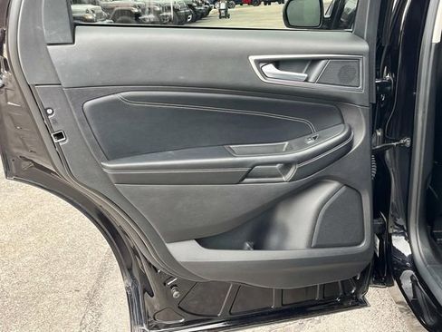 Used 2022 Ford Edge Titanium w/ Equipment Group 301A image 10