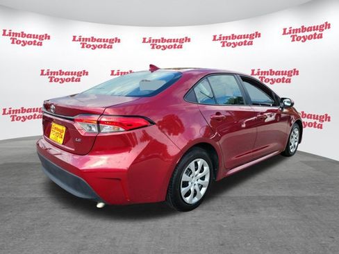 Used 2025 Toyota Corolla LE FWD image 20