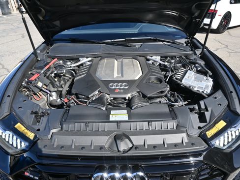 Used 2021 Audi RS 6 AWD/4WD image 50