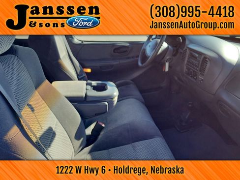 Used 2002 Ford F150 XLT image 7