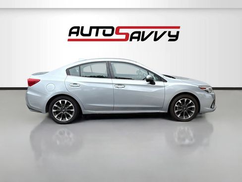 Used 2020 Subaru Impreza 2.0i Limited image 8