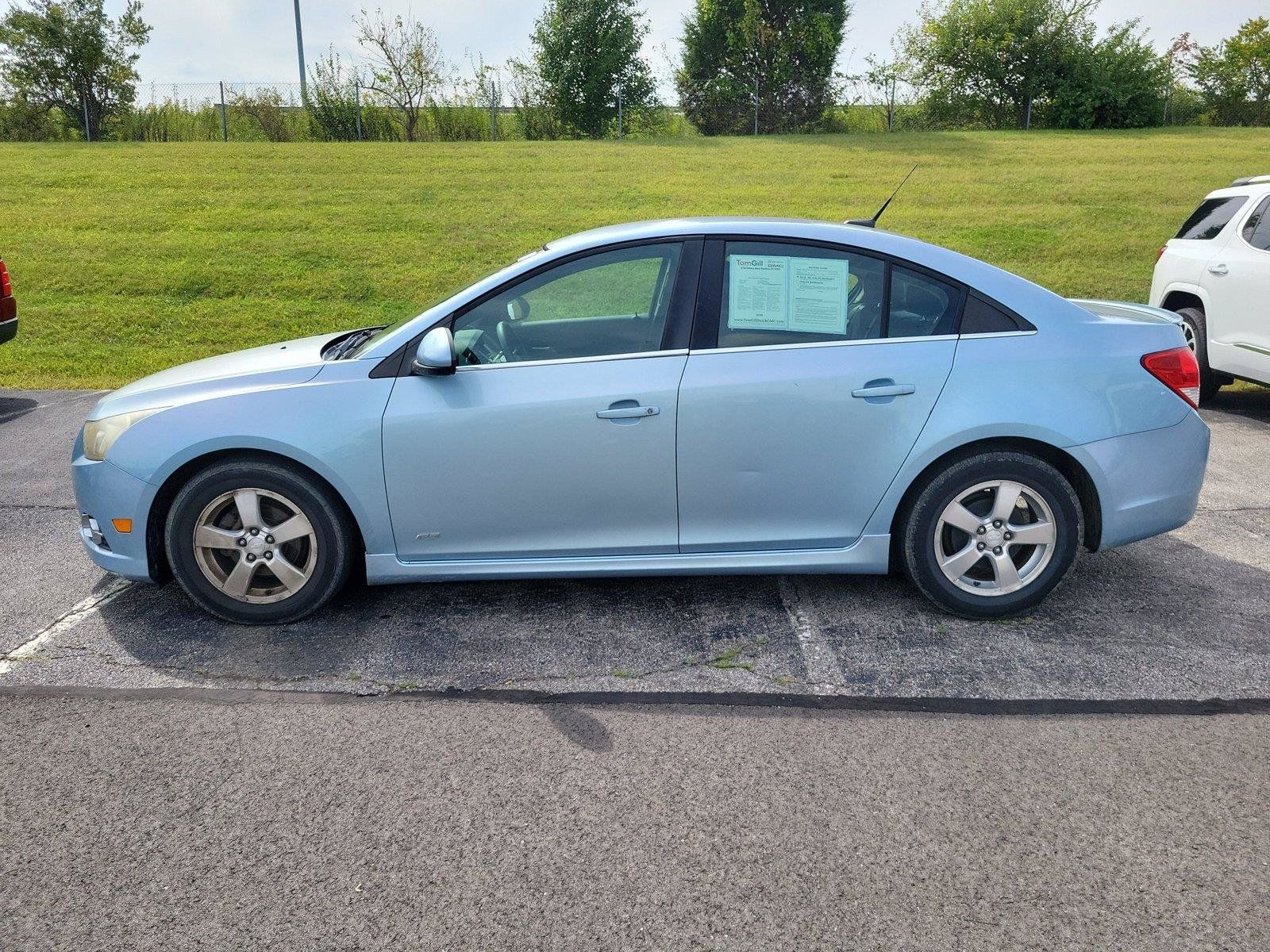 Used 2012 Chevrolet Cruze LT w/ RS Package FWD image 5