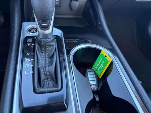 Used 2024 Nissan Altima 2.5 SV image 24