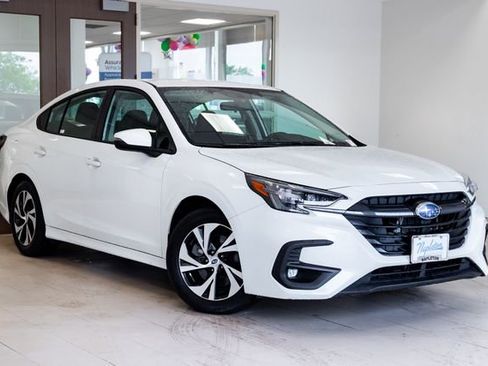 Used 2025 Subaru Legacy Premium AWD/4WD image 6