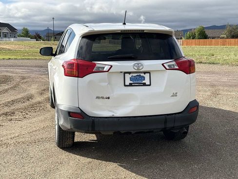 Used 2013 Toyota RAV4 LE AWD/4WD image 13