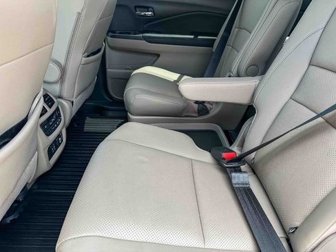 Used 2019 Honda Pilot Elite image 19
