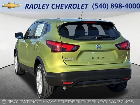 Used 2017 Nissan Rogue Sport S w/ S Appearance Package image 3