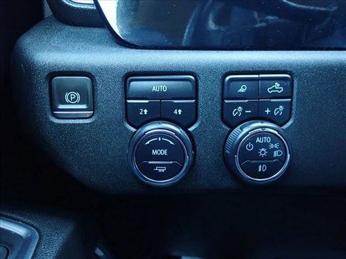Used 2024 Chevrolet Silverado 1500 RST w/ Rally Edition AWD/4WD image 21