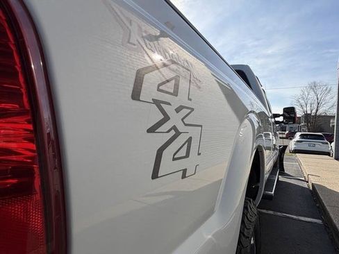 Used 2016 Ford F350 XLT w/ XTR Plus Package image 9