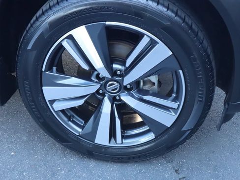 Used 2021 Nissan Rogue Platinum AWD/4WD image 10