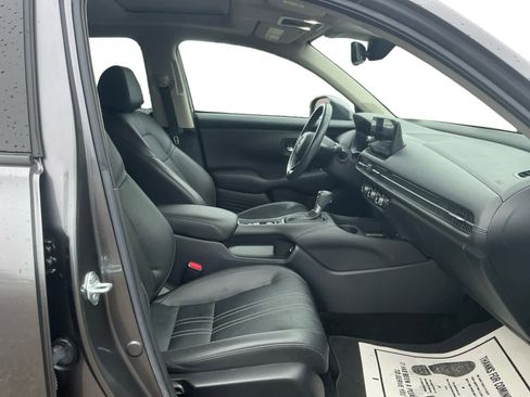 Used 2023 Honda HR-V EX-L image 15