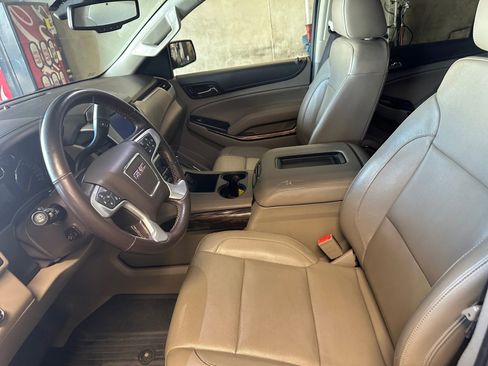 Used 2019 GMC Yukon SLT w/ Open Road Package image 33