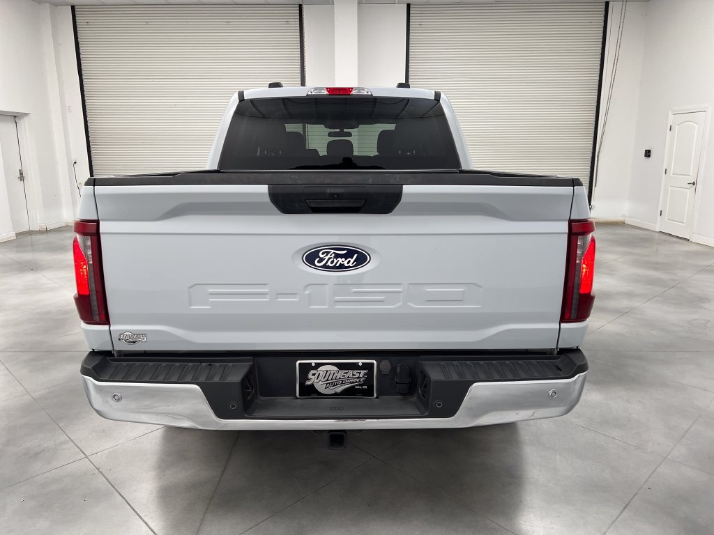 Used 2025 Ford F150 XLT w/ Equipment Group 301A Standard AWD/4WD image 8