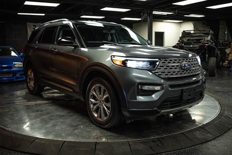 Used 2024 Ford Explorer Limited AWD/4WD image 5