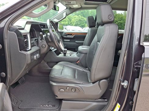 Used 2022 GMC Sierra 1500 Denali AWD/4WD image 11