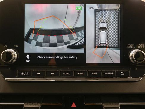 Used 2024 Mitsubishi Outlander 4WD Plug-In Hybrid image 33