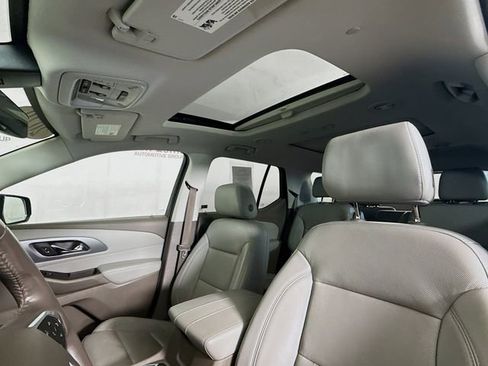 Used 2020 Chevrolet Traverse Premier w/ LPO, Floor Liner Package AWD/4WD image 25