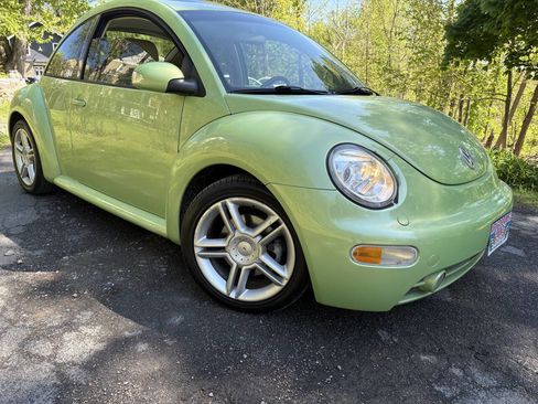 Used 2005 Volkswagen Beetle GLS FWD image 1
