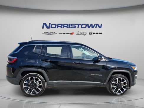 Certified 2021 Jeep Compass Limited w/ Elite Exterior Group image 7