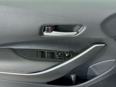 Certified 2025 Toyota Corolla SE FWD image 17