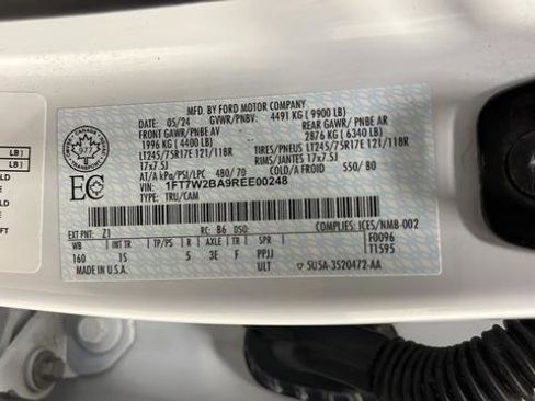 Used 2024 Ford F250 XL w/ XL Chrome Package image 26