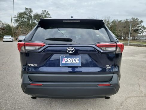Used 2024 Toyota RAV4 XLE image 6