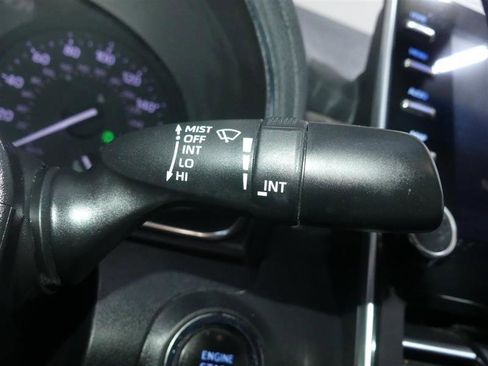 Used 2021 Toyota Avalon XLE FWD image 34
