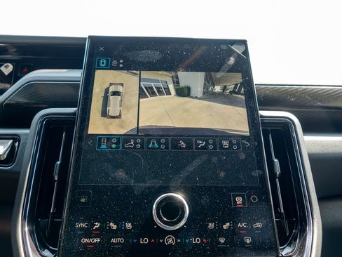 New 2026 GMC Yukon AT4 w/ AT4 Premium Plus Package AWD/4WD image 29