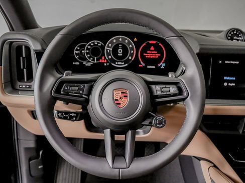 New 2026 Porsche Cayenne image 16