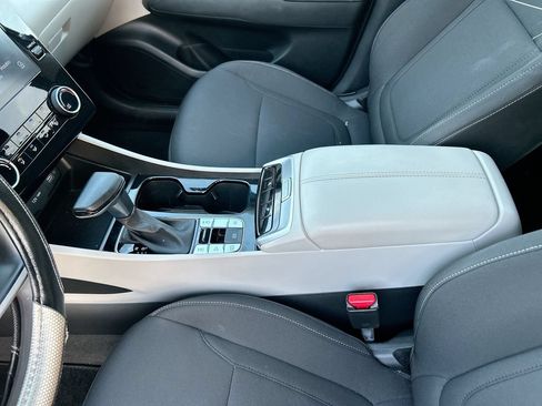 Used 2022 Hyundai Tucson SEL w/ Winter Package AWD/4WD image 27