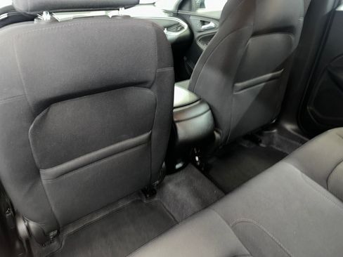 Used 2022 Chevrolet Malibu LS FWD image 18