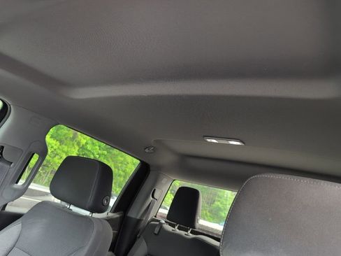 Used 2020 Chevrolet Silverado 1500 LT Trail Boss w/ Convenience Package AWD/4WD image 7