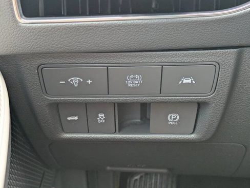 Used 2023 Hyundai Sonata Limited FWD image 22