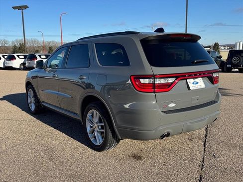 Used 2024 Dodge Durango GT image 4