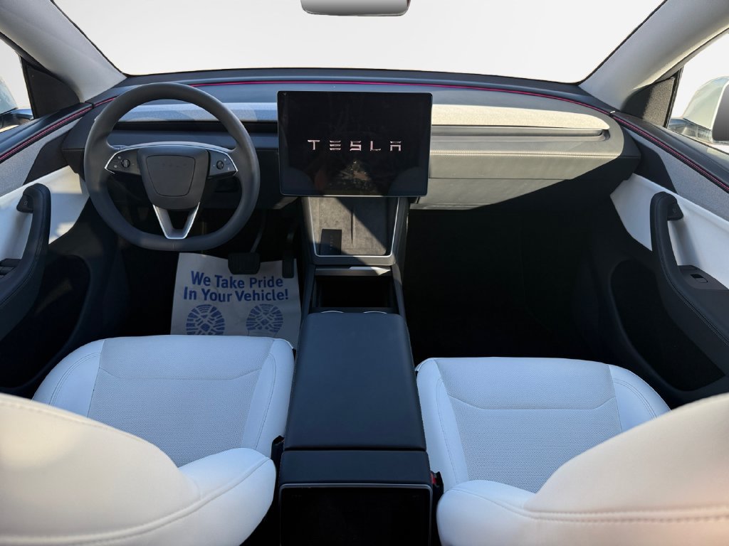 Used 2026 Tesla Model Y Long Range AWD/4WD image 22