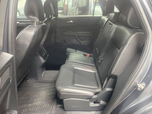 Used 2020 Volkswagen Atlas Cross Sport SEL image 11