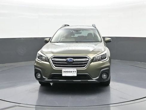 Used 2018 Subaru Outback 2.5i Premium AWD/4WD image 30